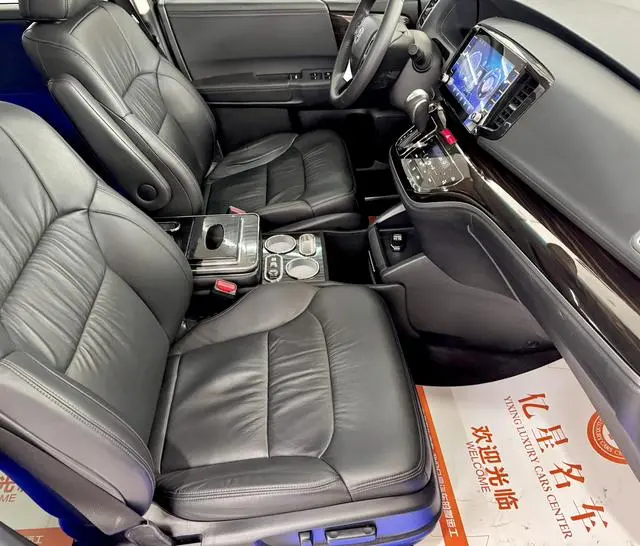 Honda Odyssey 2.0L Sharp*Exclusive Edition