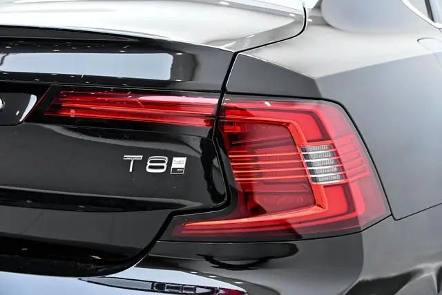 Volvo Volvo S90 PHEV T8 four-wheel drive long battery life Zhiya Deluxe Edition