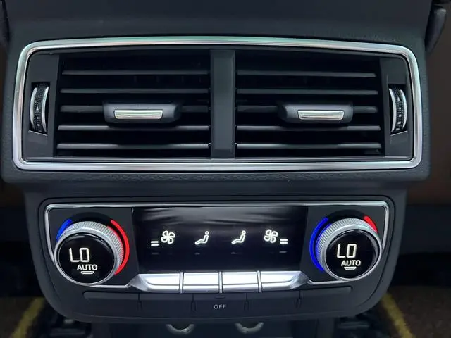 Audi Audi Q7 45 TFSI S line sporty