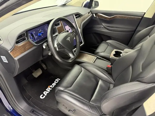 Tesla Model X 100D long battery life version