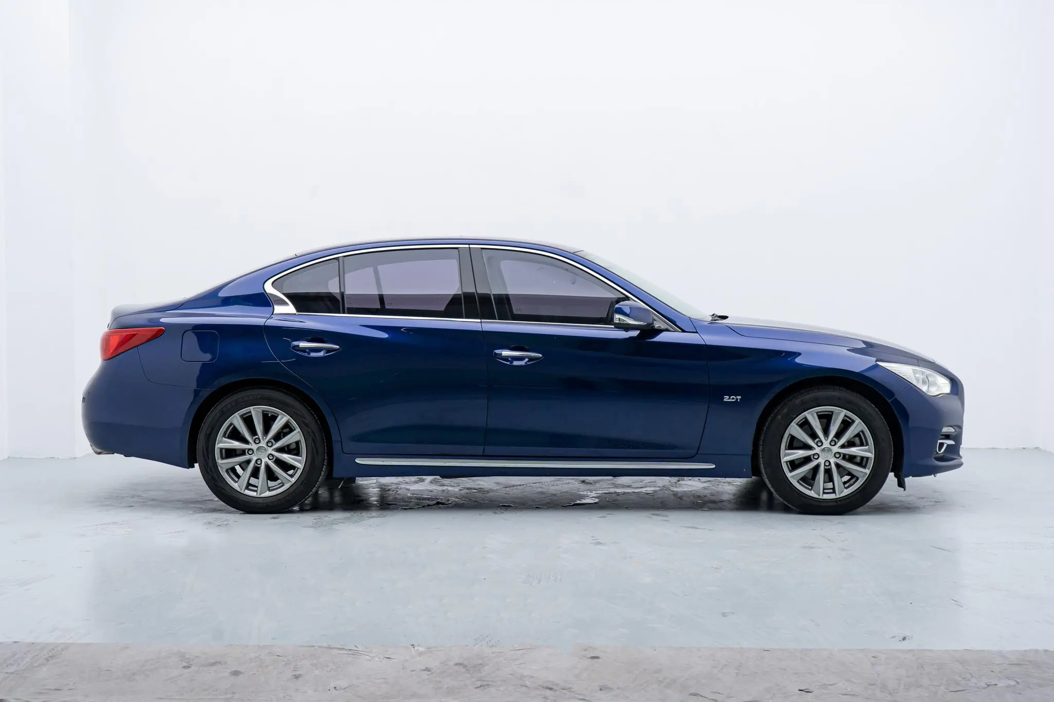 Infiniti Infiniti Q50L 2.0T Comfort Edition