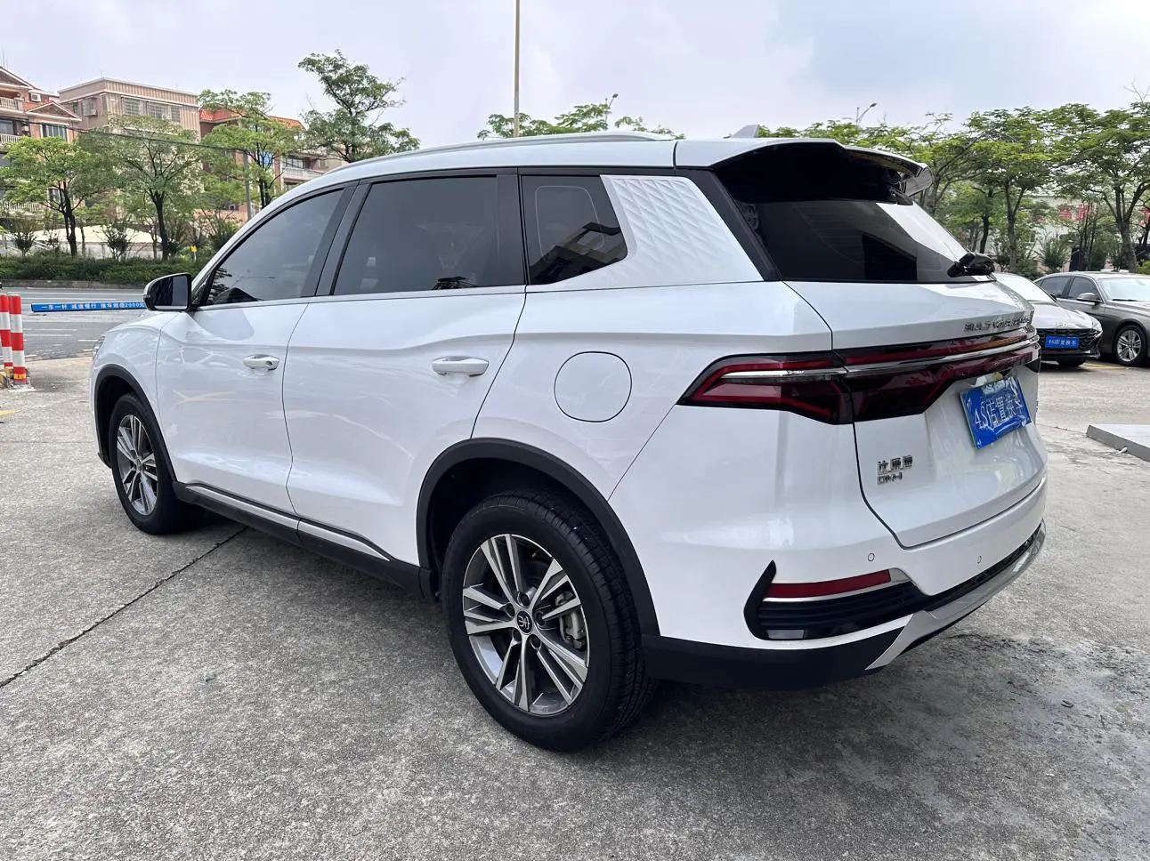 BYD Song Pro DM DM-i 51km luxury type