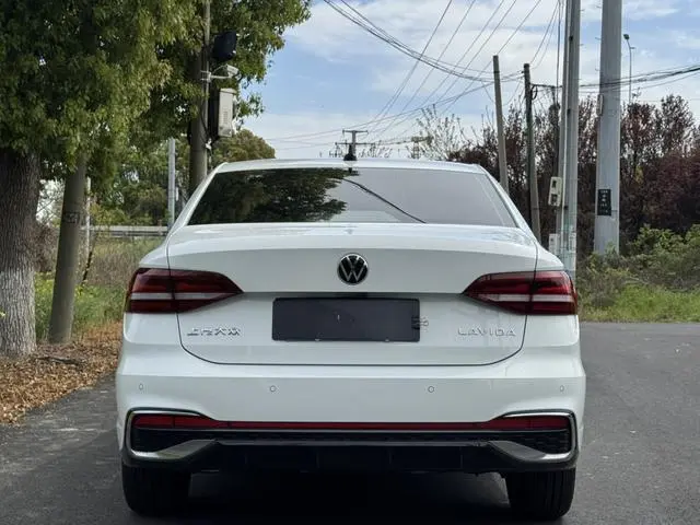 Volkswagen Lavida 1.5L automatic five million version
