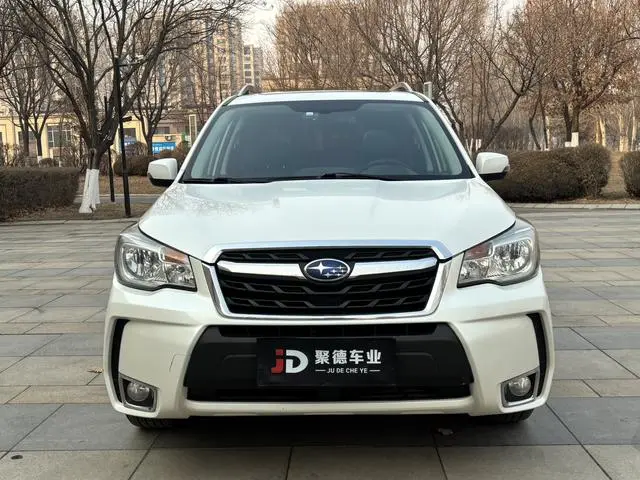 Subaru FORESTER Forester 2.0i Fashion Navigation Version