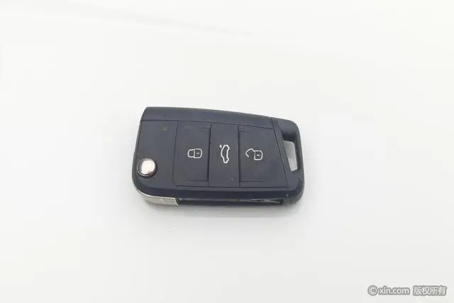 Volkswagen Polo Plus 1.5L Automatic Panoramic Enjoy Edition