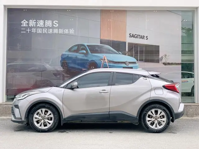 TOYOTA IZOA Dual Engine 2.0L Yixiang Edition