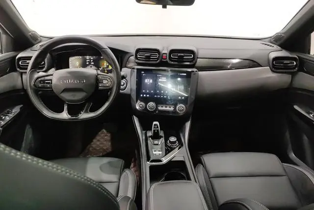 LYNK & CO Lynk 03 2.0TD DCT Jin Plus