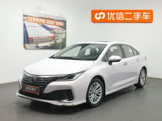 TOYOTA Asian lion 2.0L Premium Edition