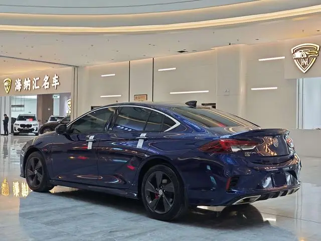 Buick Regal GS 28T Elite type