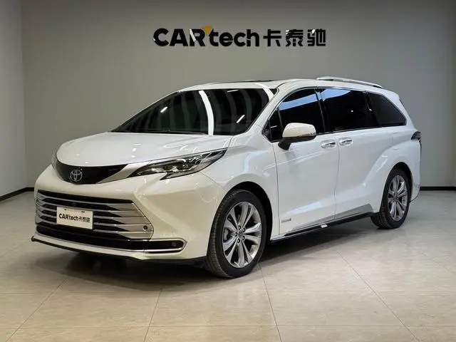 TOYOTA Saina Dual engine 2.5L platinum version