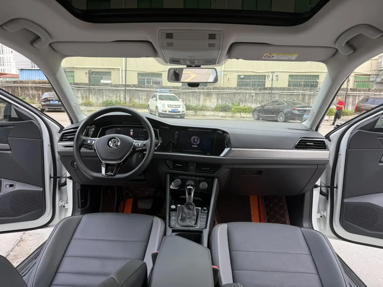 Volkswagen Sagitar 280TSI DSG Comfortable Smart Edition