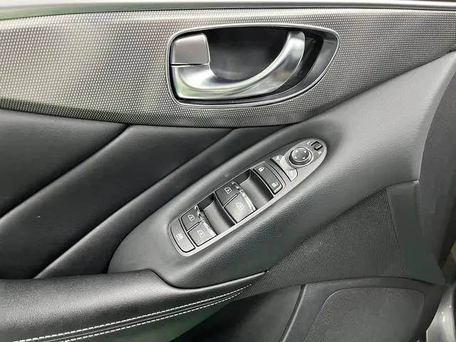 Infiniti Infiniti Q50L 2.0T Yixiang Edition Country VI