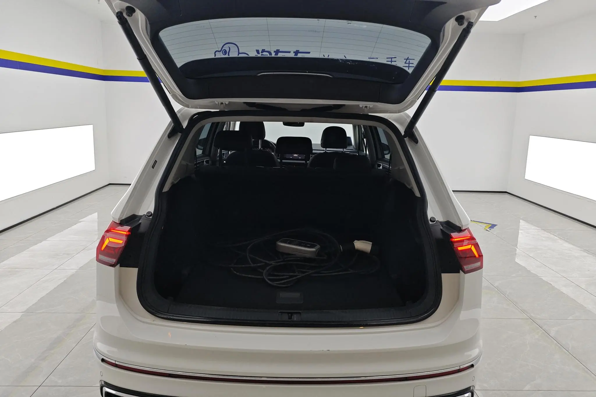 Volkswagen Tiguan L PHEV 430PHEV plug-in hybrid Ultimate Edition