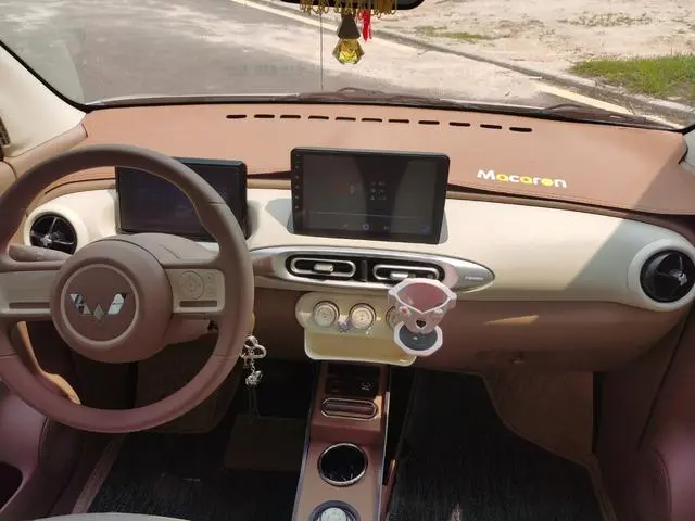 Wuling Wuling Hongguang MINIEV 205km lithium iron phosphate four-door version advanced model