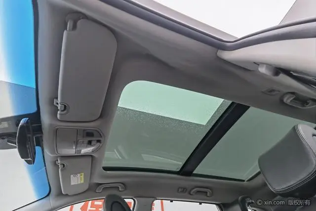 Hyundai Shengda 2.0T automatic four-wheel drive intelligent 7-seater