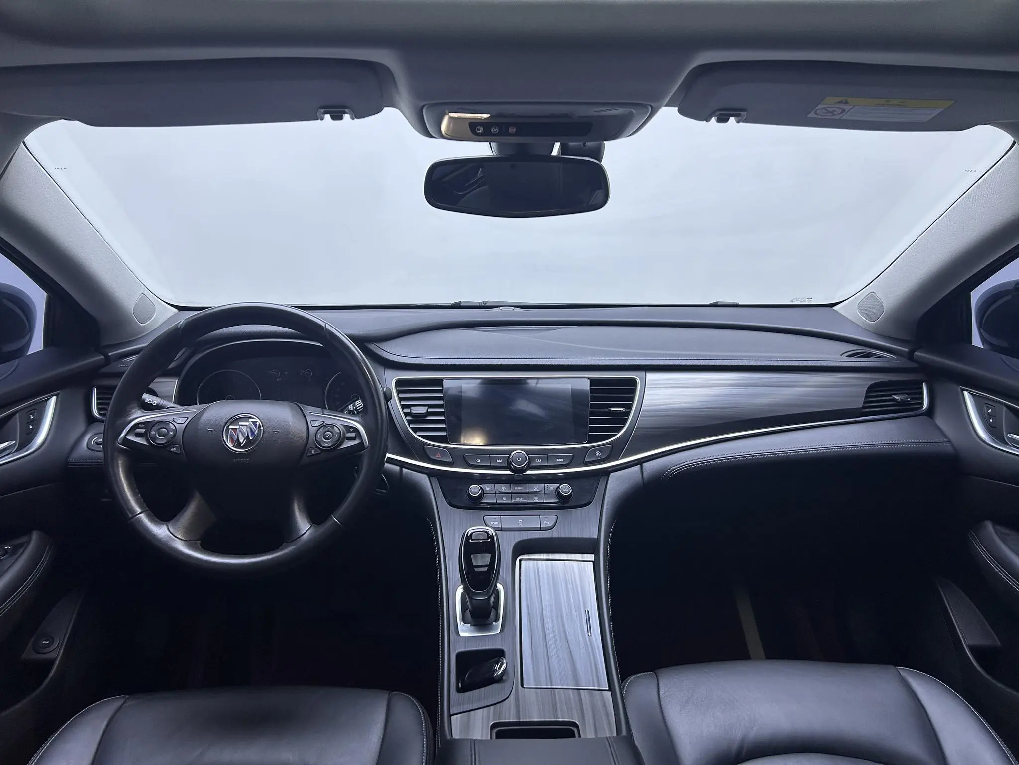 Buick Lacrosse 652T luxury