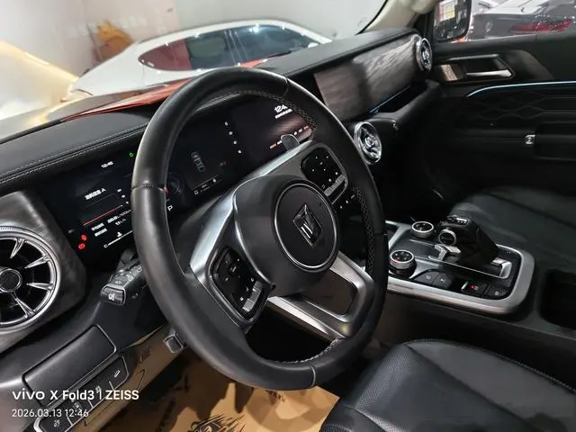 Tank Tank 300 2.0T Conqueror