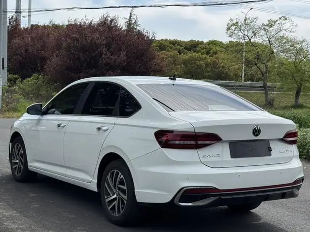 Volkswagen Lavida 1.5L automatic five million version