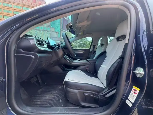 BYD Destroyer 05 Honor Edition DM-i 55KM Luxury