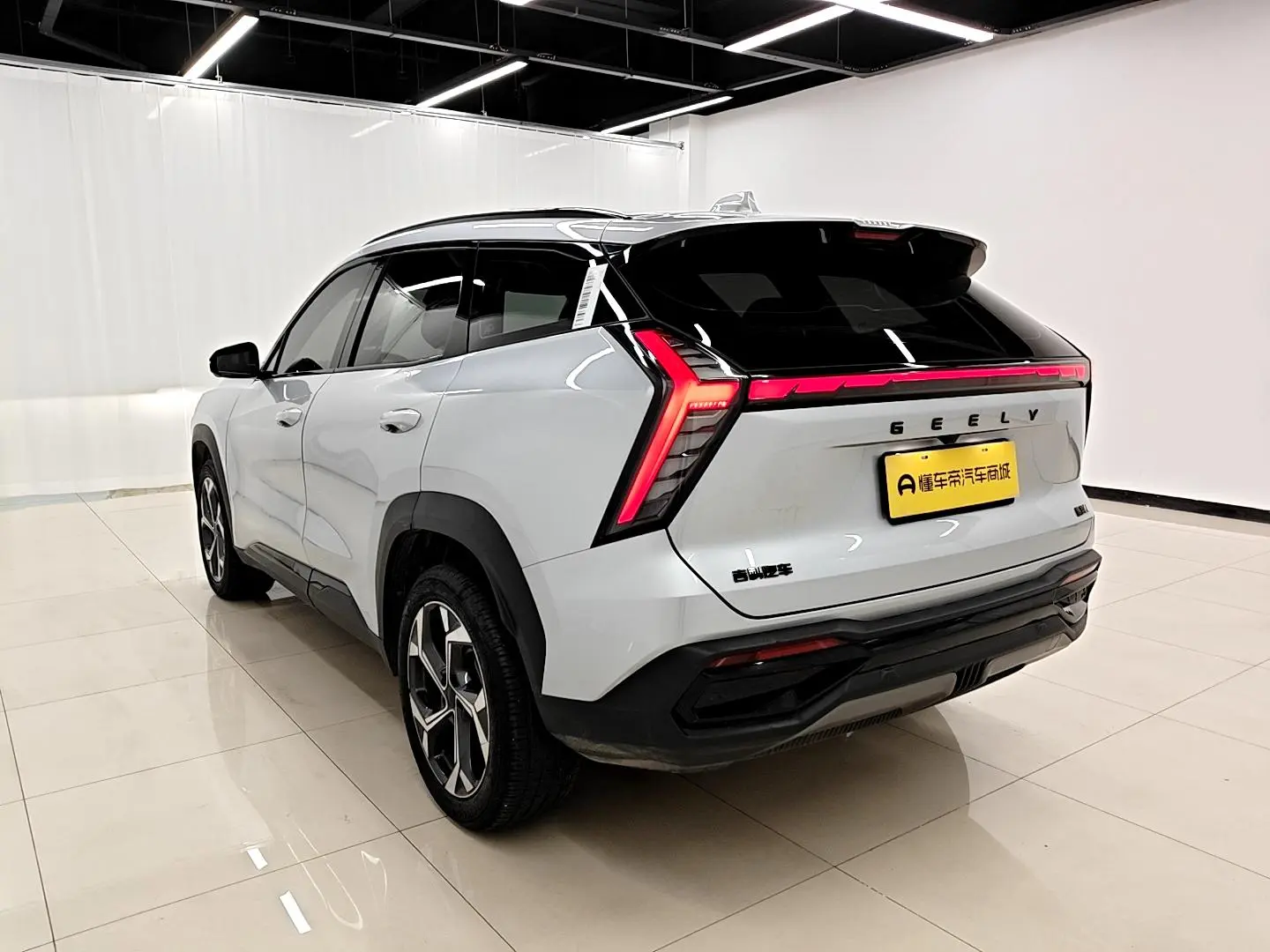 Geely Boyue L 1.5TD DCT Glory Edition
