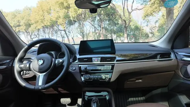 BMW BMW X1 sDrive20Li Exclusive type