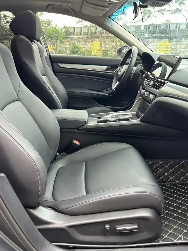 Honda Accord Sharp*Hybrid 2.0L Sharp Collar Version