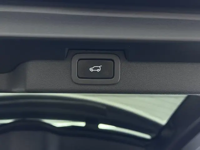 Land Rover discover 3.0 V6 SE