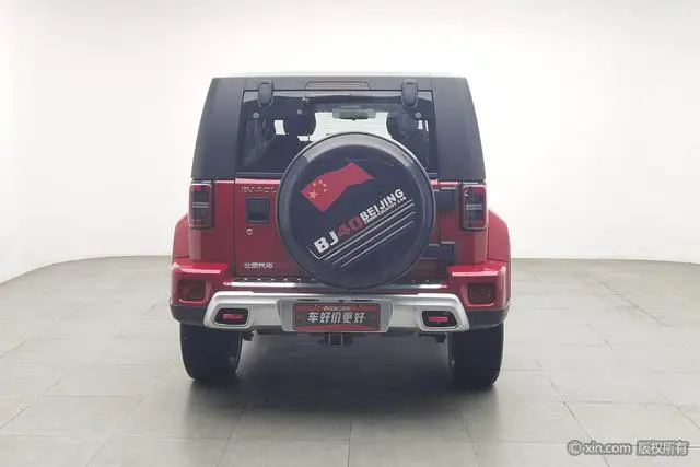Beijing Beijing off-road BJ40 PLUS 2.3T manual four-wheel drive exclusive edition Country VI