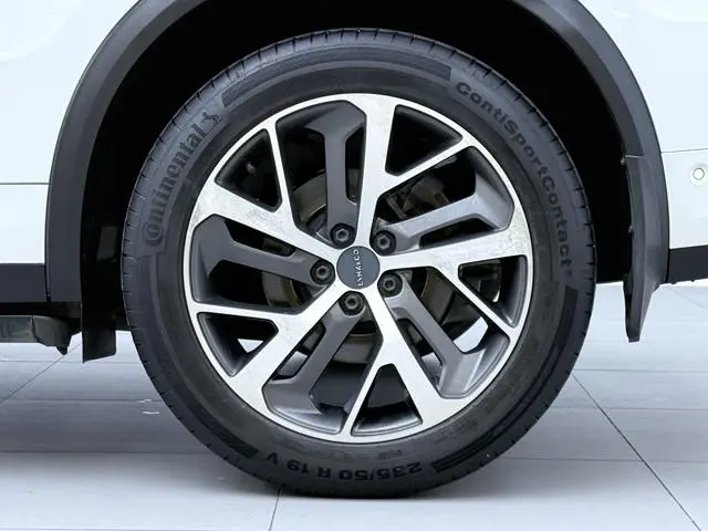 LYNK & CO Lynk 01 2.0T four-wheel drive Jin Pro version