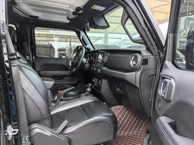 Jeep Wrangler 4xe PHEV Four-door 2.0T 4xe Sahara
