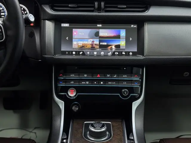 Jaguar Jaguar XFL XFL 2.0T 240PS Premium Edition