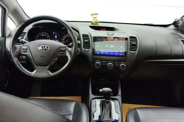 Kia Kia K3 1.6L automatic 15th Anniversary Special Edition GLS