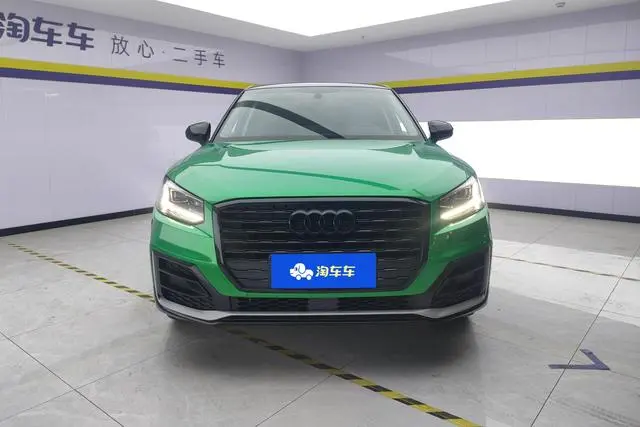 Audi Audi Q2L 35TFSI listing Exclusive Edition Country V