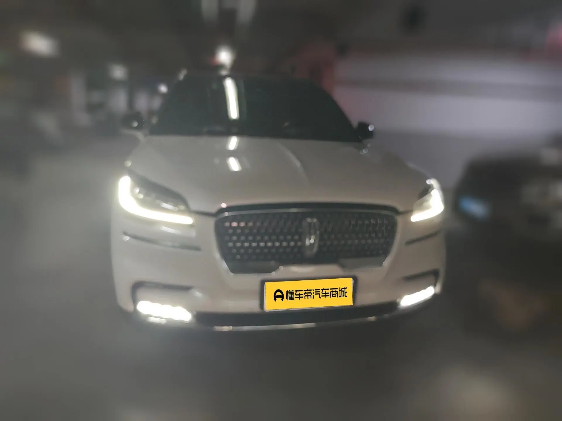 Lincoln Flying home 3.0T V6 four-wheel drive Zunya edition