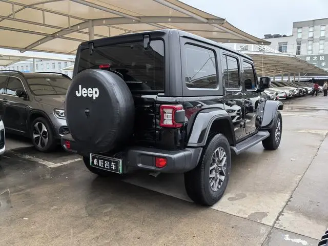 Jeep Wrangler 4xe PHEV Four-door 2.0T 4xe Sahara