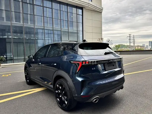 LYNK & CO Lynk 06 1.5T Yao Halo