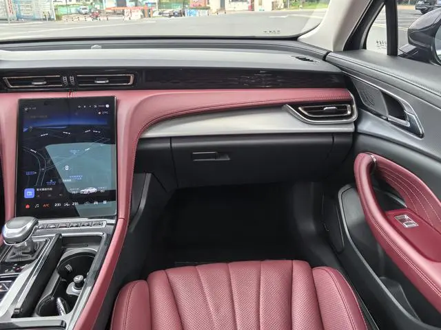 Hongqi Hongqi H5 2.0T Automatic Zhilian Qichang Version