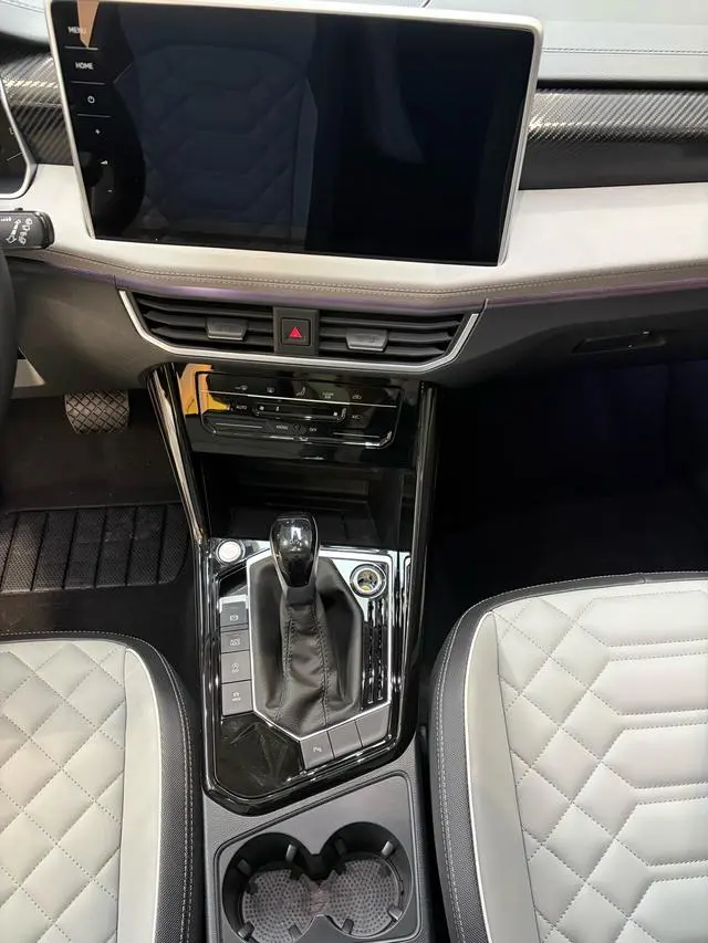 Volkswagen Tanyue 330TSI two-wheel drive Luxury Plus Premium Edition