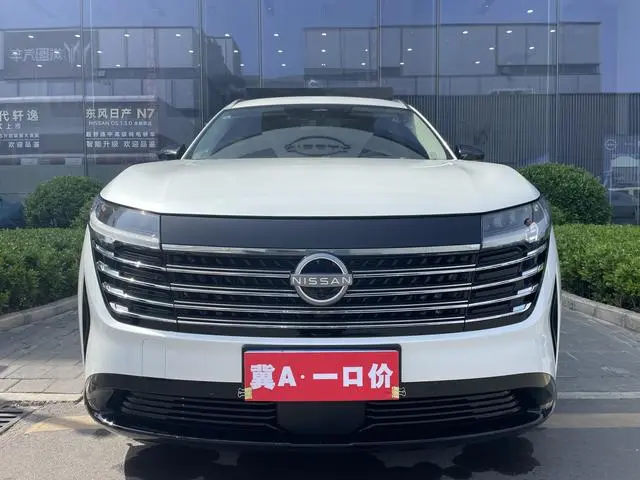 Nissan Exploring the land 380VC-TURBO four-wheel drive Zhizun Edition six-seater