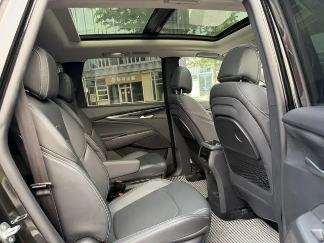 Maxus Chase G50 PLUS 1.5T automatic escort version