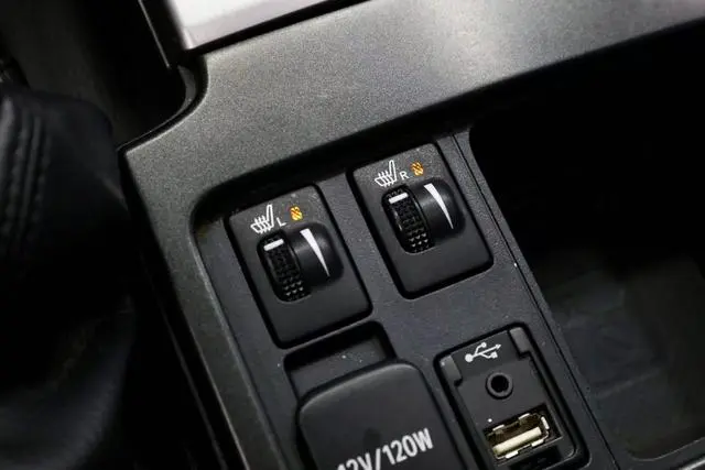 TOYOTA Prado 2.7L automatic standard version