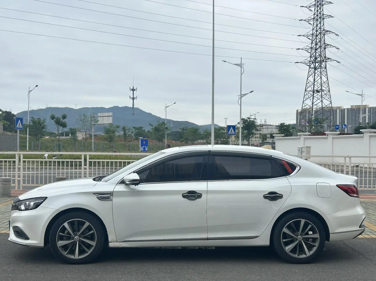 MG MG6 20T automatic sports version