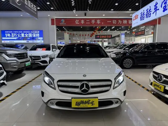 Mercedes-Benz Mercedes-Benz GLA GLA 220 4MATIC fashion type