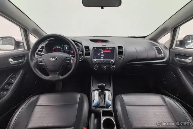 Kia Kia K3 1.6L automatic 15th Anniversary Special Edition GLS