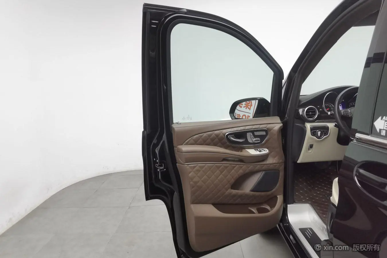 Mercedes-Benz Mercedes-Benz V-class V 260 Pilot Version Country VI