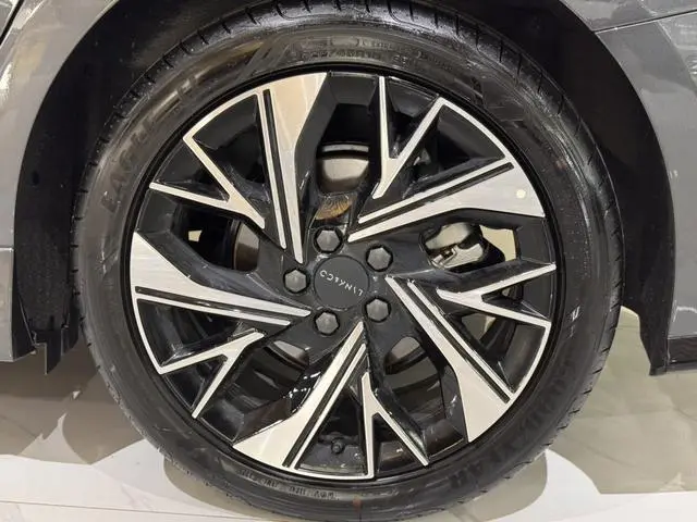 LYNK & CO Lynk 03 1.5TD DCT Halo