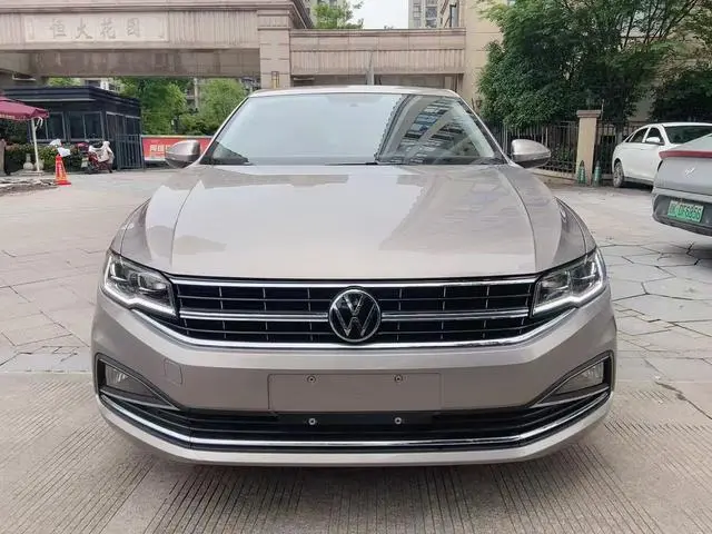 Volkswagen Bora 1.5L automatic comfort intelligent version
