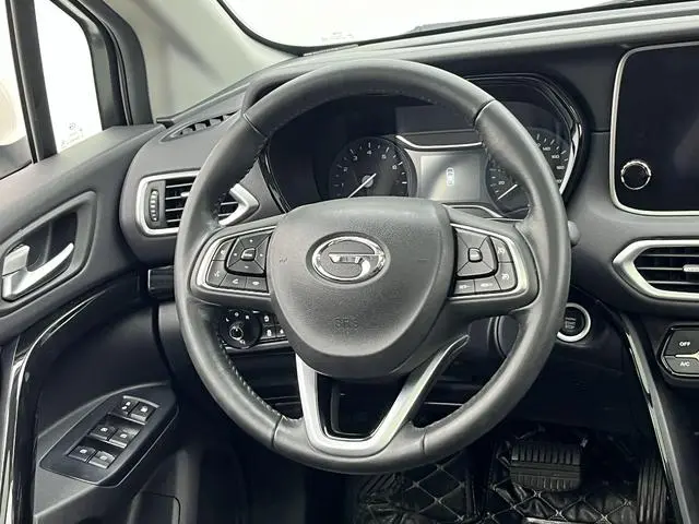 GAC Trumpchi GS4 270T automatic two-wheel drive luxury smart version