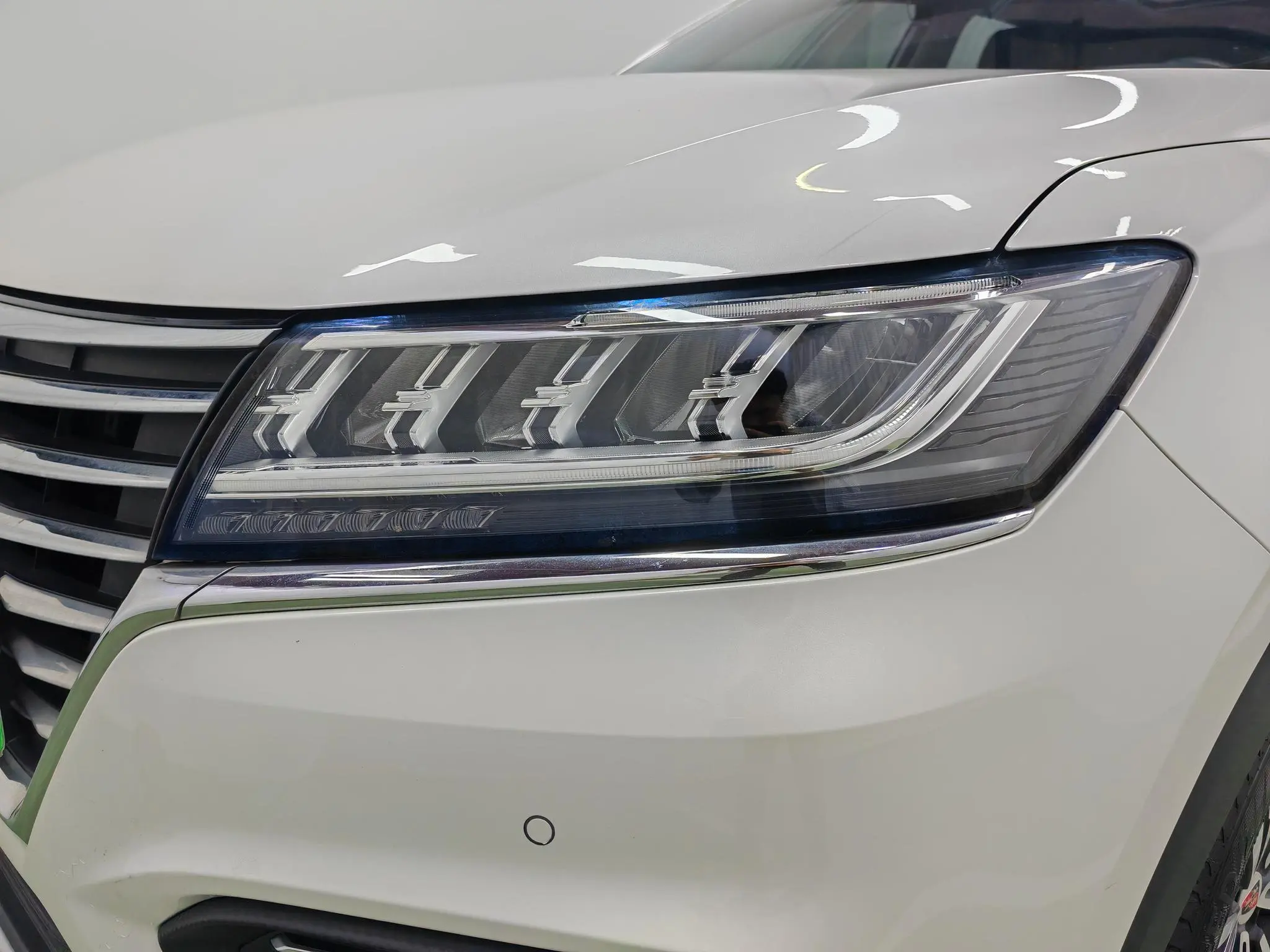 Roewe Roewe eRX5 50T Hybrid Interconnection Premium Ultimate Edition