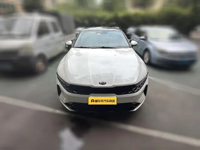 Kia Kia K5 270T CVVD Luxury Technology Edition